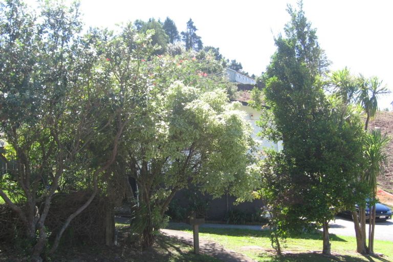 Photo of property in 31 Malters Place, Browns Bay, Auckland, 0630