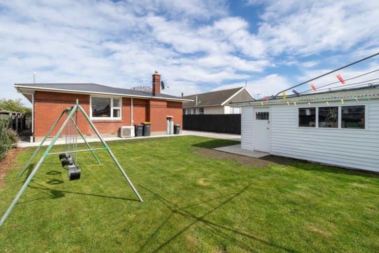 Photo of property in 27 Dunstan Crescent, Hornby, Christchurch, 8042