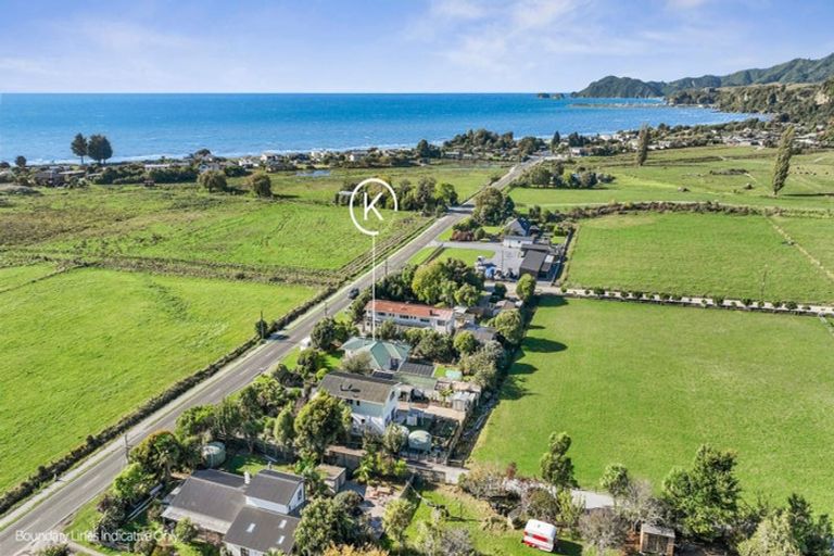 Photo of property in 684 Abel Tasman Drive, Clifton, Takaka, 7183
