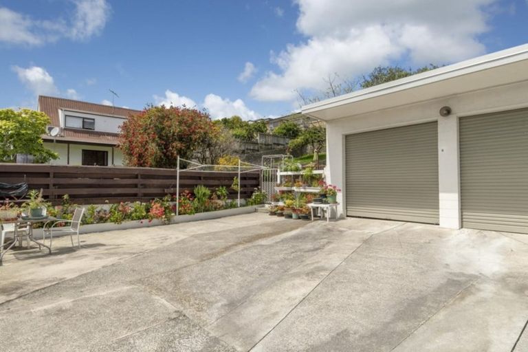 Photo of property in 74 Vale Street, Otumoetai, Tauranga, 3110