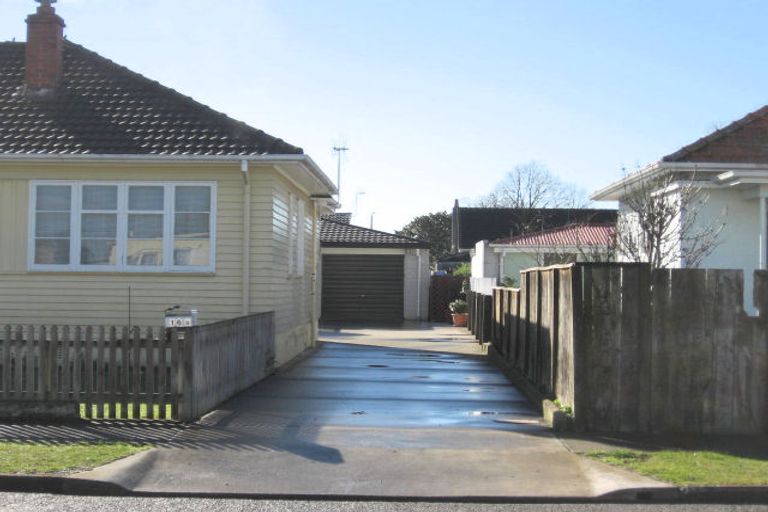 Photo of property in 16 Rutherford Road, Marewa, Napier, 4110
