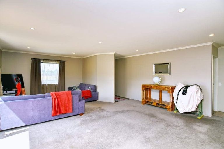 Photo of property in 61 Church Street, Oxford, 7430