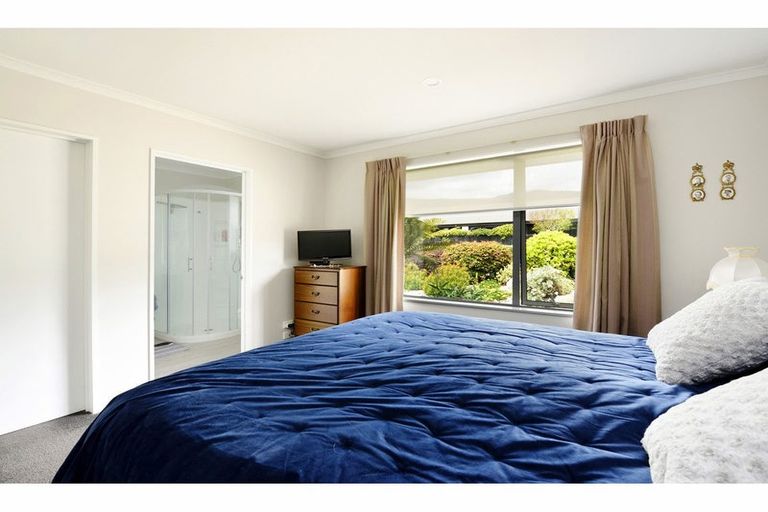 Photo of property in 6 Childs Way, Richmond, 7020