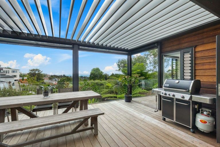 Photo of property in 433 East Coast Road, Mairangi Bay, Auckland, 0630