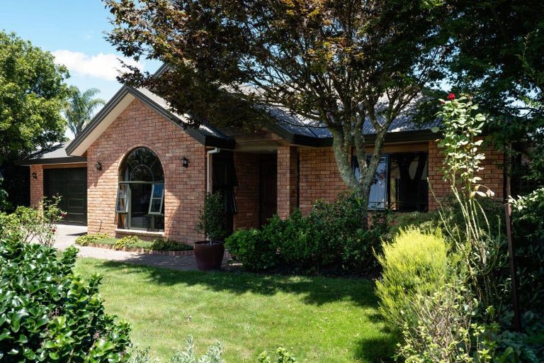 Photo of property in 20 Fendalton Drive, Rototuna, Hamilton, 3210