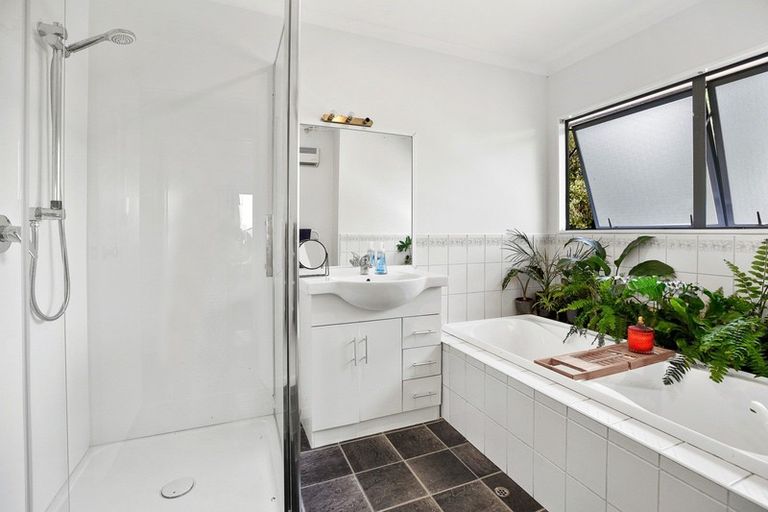 Photo of property in 43 Western Heights Drive, Western Heights, Hamilton, 3200