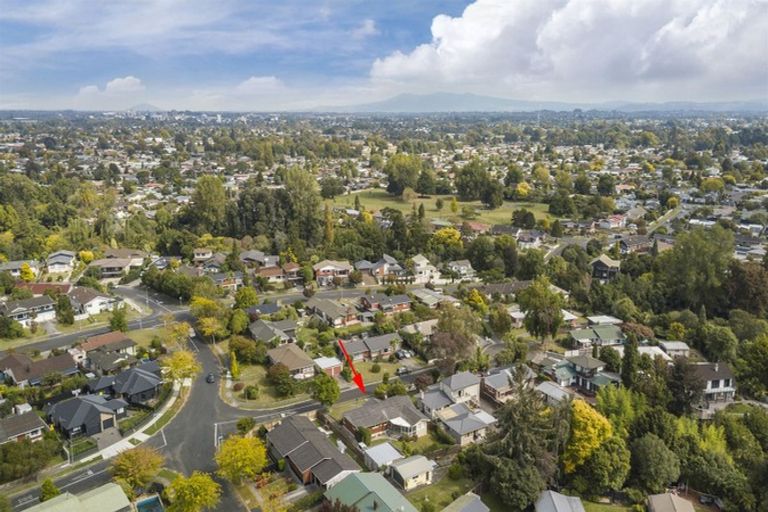 Photo of property in 4 Lynwood Place, Chedworth, Hamilton, 3210