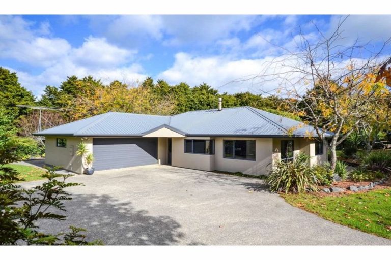 Photo of property in 17a Edkins Road, Kerikeri, 0230