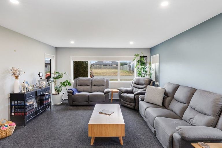 Photo of property in 16 Chimera Street, Pegasus, 7612