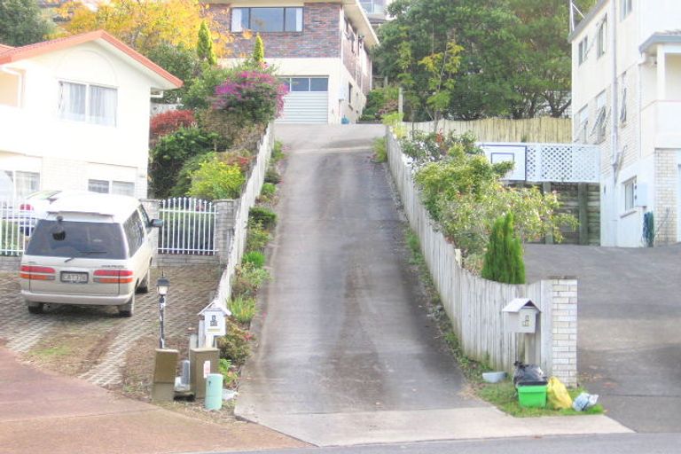 Photo of property in 2/20 Spears Place, Botany Downs, Auckland, 2010