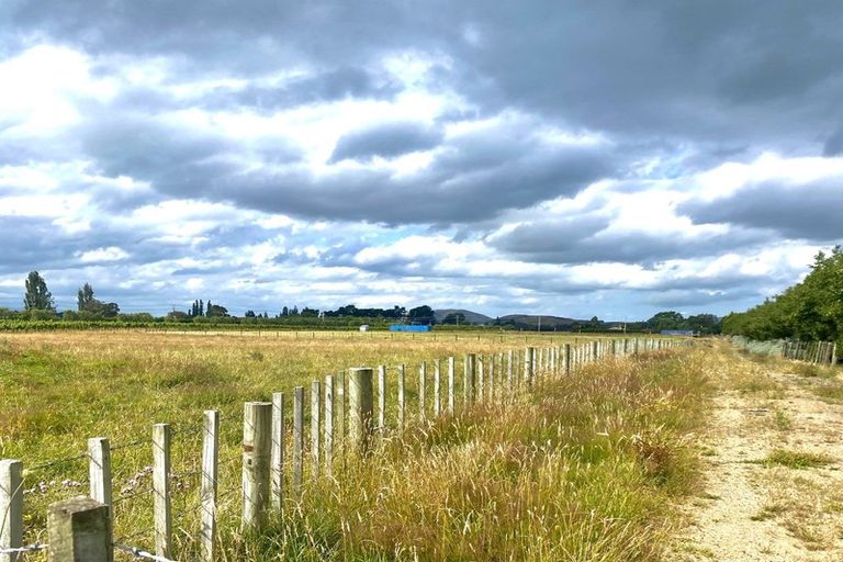 Photo of property in Dublin Street, Martinborough, 5711