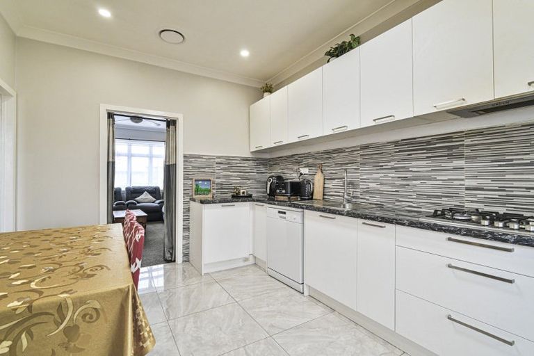 Photo of property in 2/602 Park Road South, Akina, Hastings, 4122