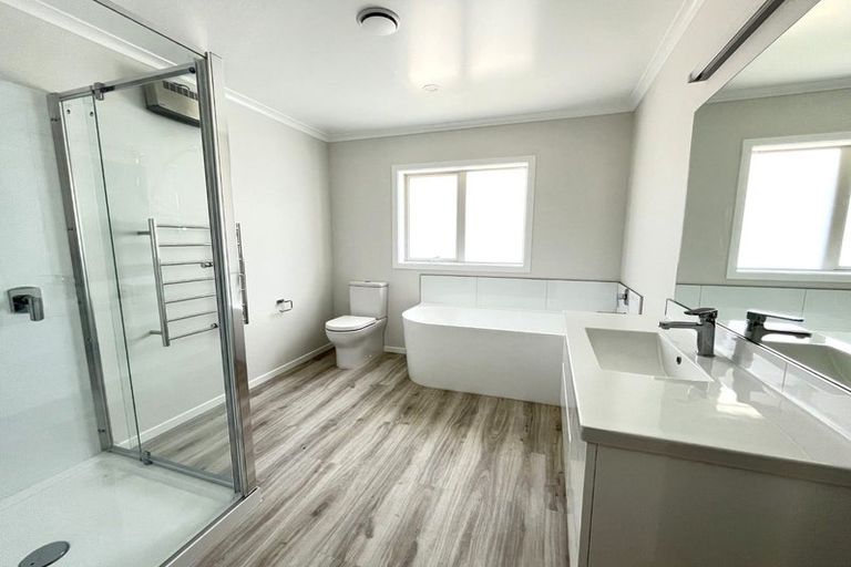 Photo of property in 54b Costley Street, Carterton, 5713