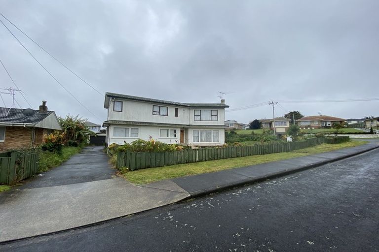 Photo of property in 1 Lansdown Avenue, Papatoetoe, Auckland, 2025