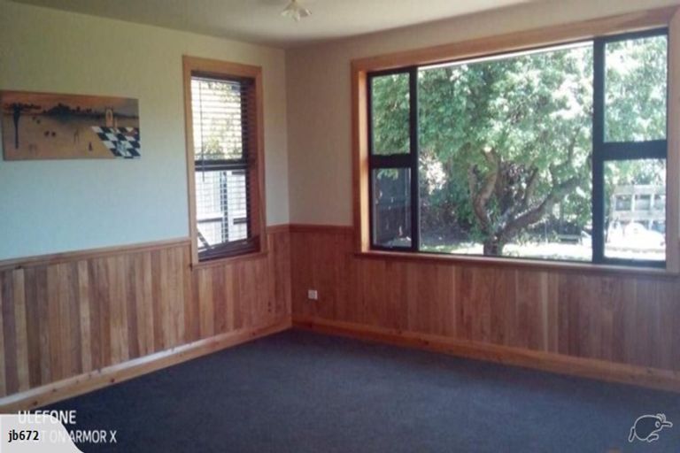 Photo of property in 18 Maclean Street, Glenavy, Waimate, 7980