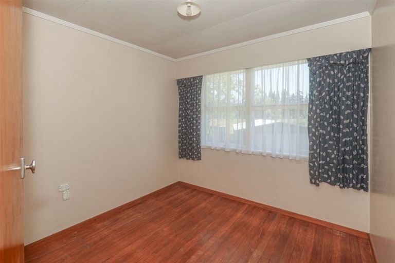 Photo of property in 76 Great South Road, Huntly, 3700