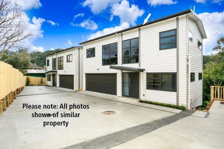Photo of property in 22a Glastron Place, Bayview, Auckland, 0629
