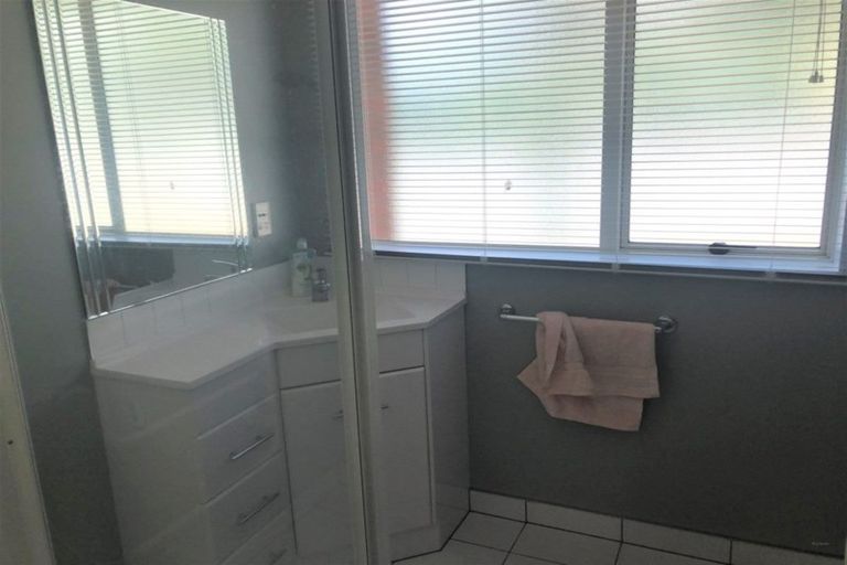 Photo of property in 2/4 Studholme Street, Temuka, 7920