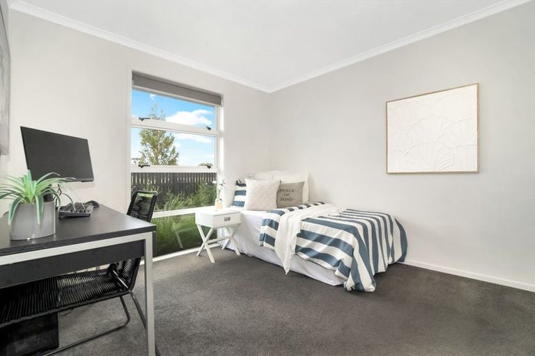 Photo of property in 16 Empire Crescent, Papamoa, 3118