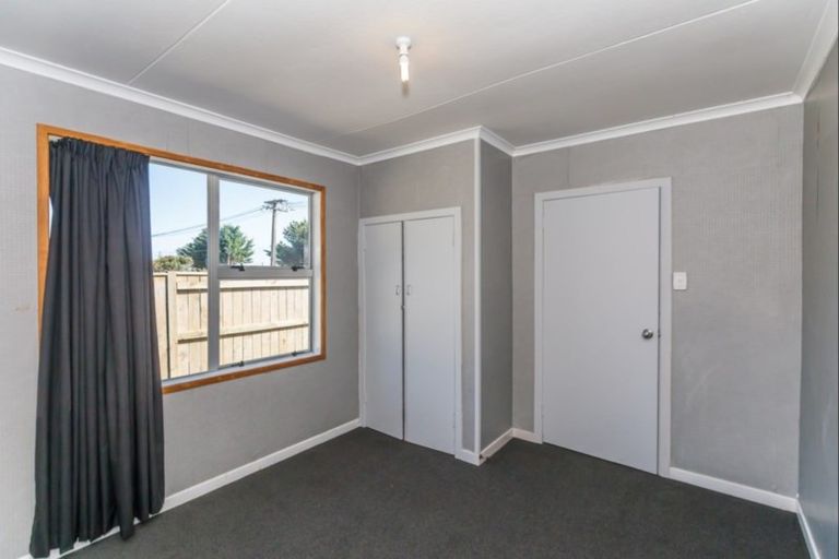 Photo of property in 40 Himatangi Street, Himatangi Beach, Foxton, 4891