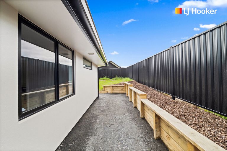 Photo of property in 60 Heathfield Drive, Mosgiel, 9024