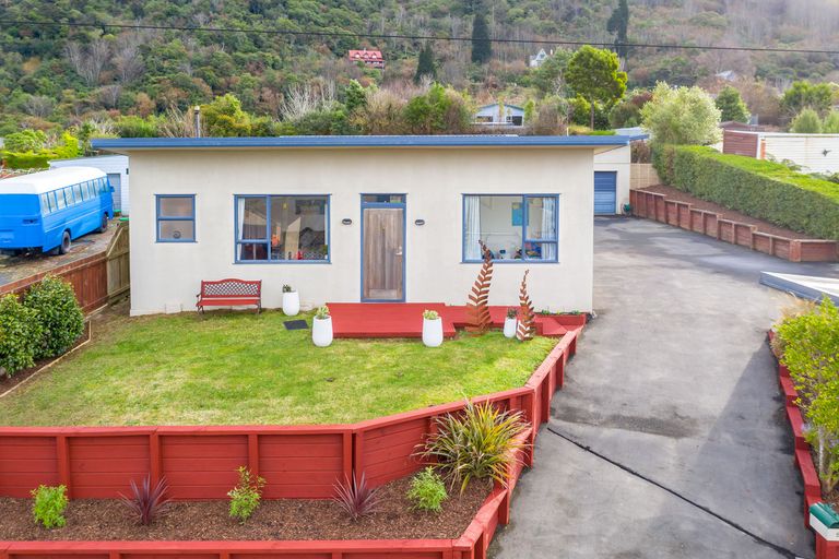Photo of property in 5 Monowai Road, Ravensbourne, Dunedin, 9022