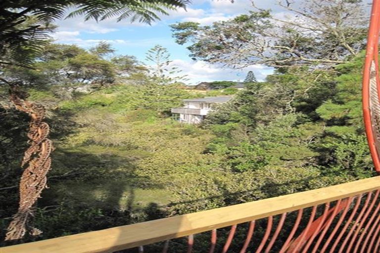 Photo of property in 14 Hugh Brown Drive, New Lynn, Auckland, 0600