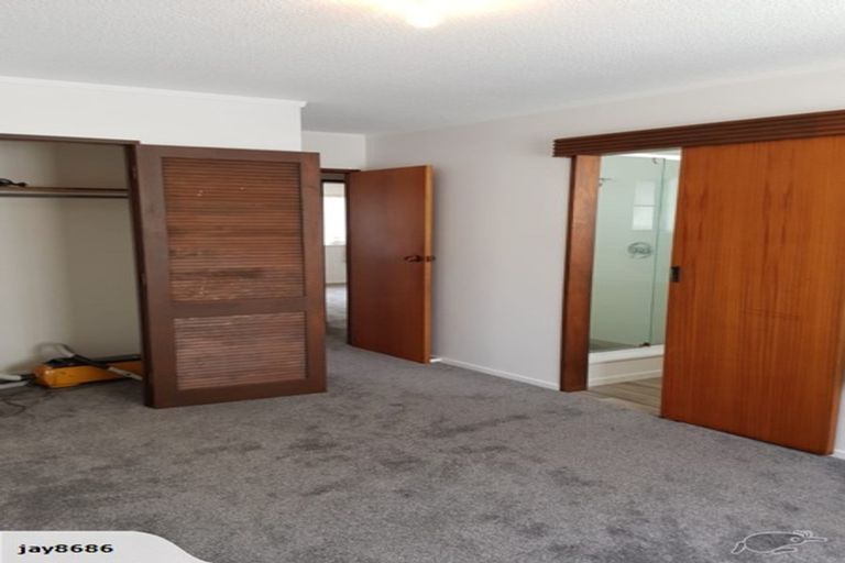 Photo of property in 24 Mcenroe Grove, Naenae, Lower Hutt, 5011