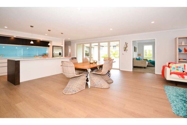 Photo of property in 62 Ranui Avenue, Kerikeri, 0230