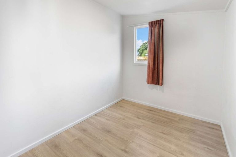 Photo of property in 83 Hinau Street, Castlecliff, Whanganui, 4501