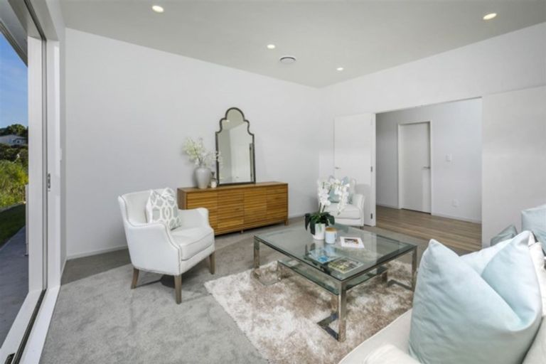 Photo of property in 17 Princes Street, Riverhead, 0820