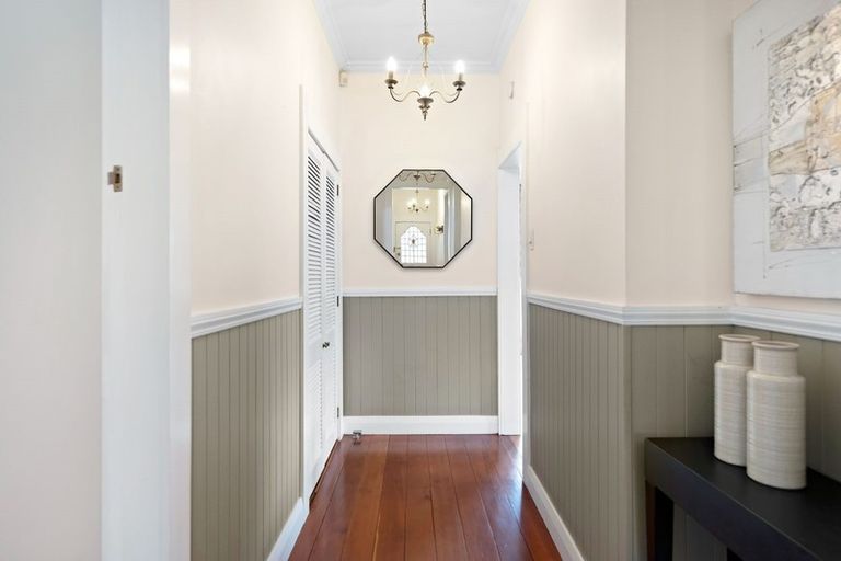 Photo of property in 29 Kingsway Avenue, Sandringham, Auckland, 1025