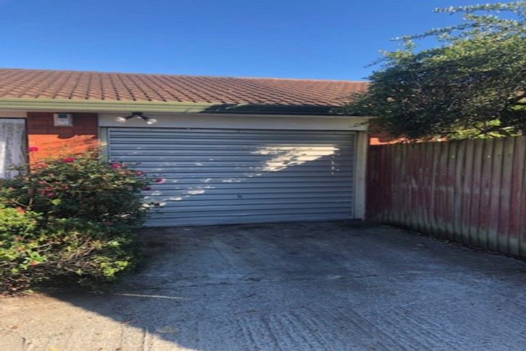 Photo of property in 2/6 Florance Place, Parklands, Christchurch, 8083