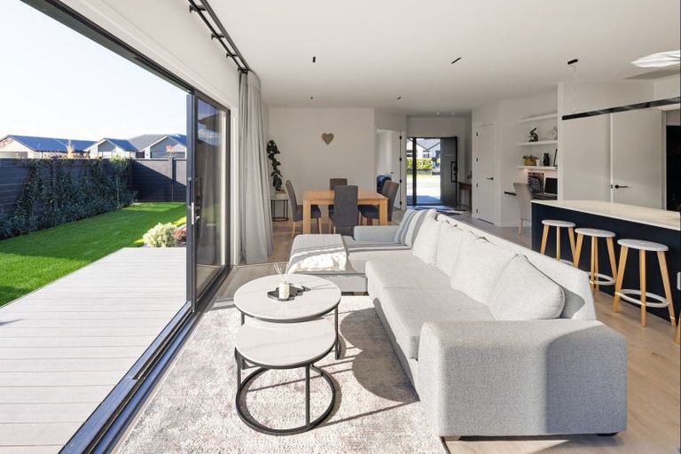 Photo of property in 31c Isobel Hodgson Drive, Cambridge, 3434