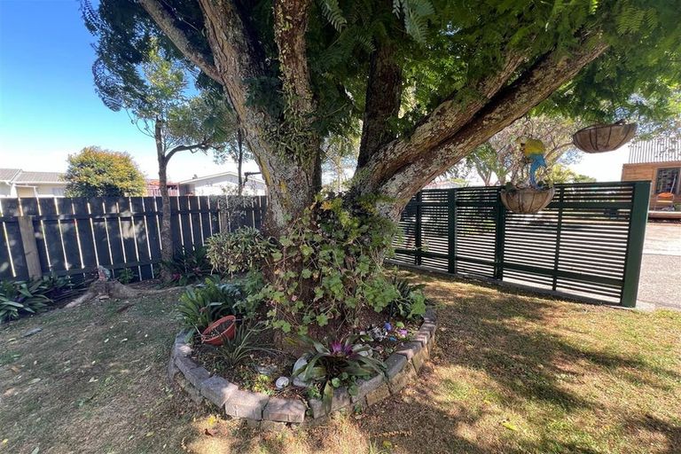 Photo of property in 2 Tapper Crescent, Tikipunga, Whangarei, 0112