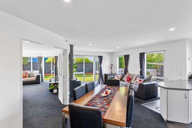Photo of property in 53 Broadhaven Avenue, Parklands, Christchurch, 8083