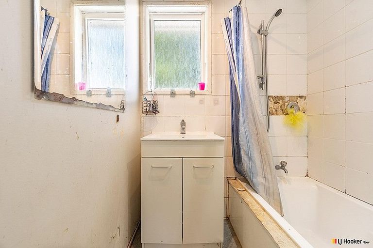 Photo of property in 10 Coptic Place, Mangere East, Auckland, 2024