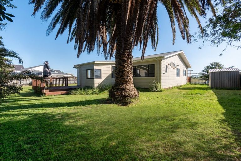 Photo of property in 244 Pukehina Parade, Pukehina, Te Puke, 3189
