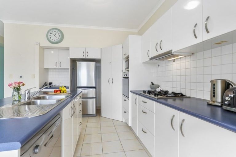 Photo of property in 20 Quarter Deck Lane, Gulf Harbour, Whangaparaoa, 0930