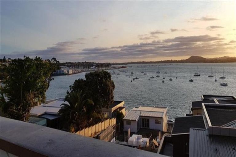 Photo of property in 131a Bucklands Beach Road, Bucklands Beach, Auckland, 2012