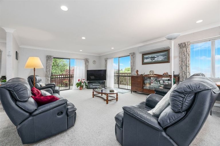 Photo of property in 59 Rhinevale Close, Henderson, Auckland, 0612