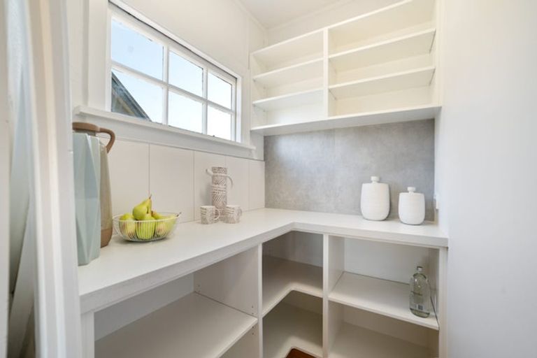 Photo of property in 278 Marine Parade, New Brighton, Christchurch, 8061