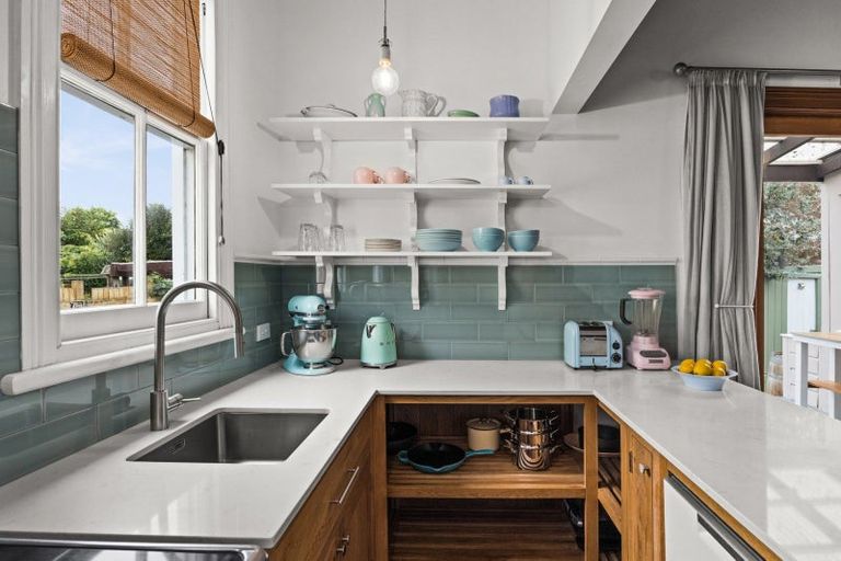 Photo of property in 6 Ashridge Road, Napier South, Napier, 4110