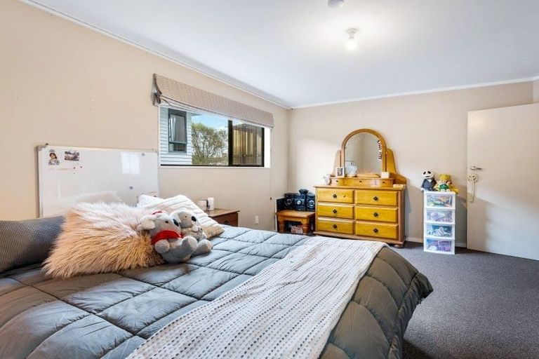 Photo of property in 10 Whitley Avenue, Ebdentown, Upper Hutt, 5018