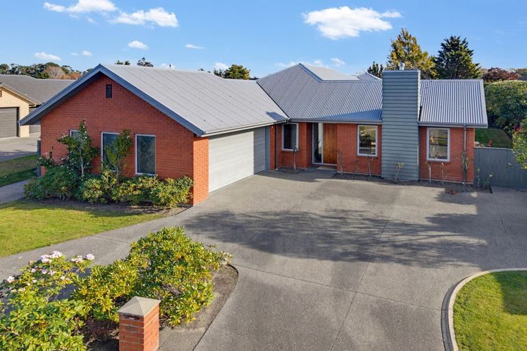 Photo of property in 35 Heathridge Place, Lincoln, 7608