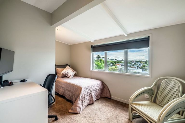 Photo of property in 1/91 Princes Street, Northcote Point, Auckland, 0627