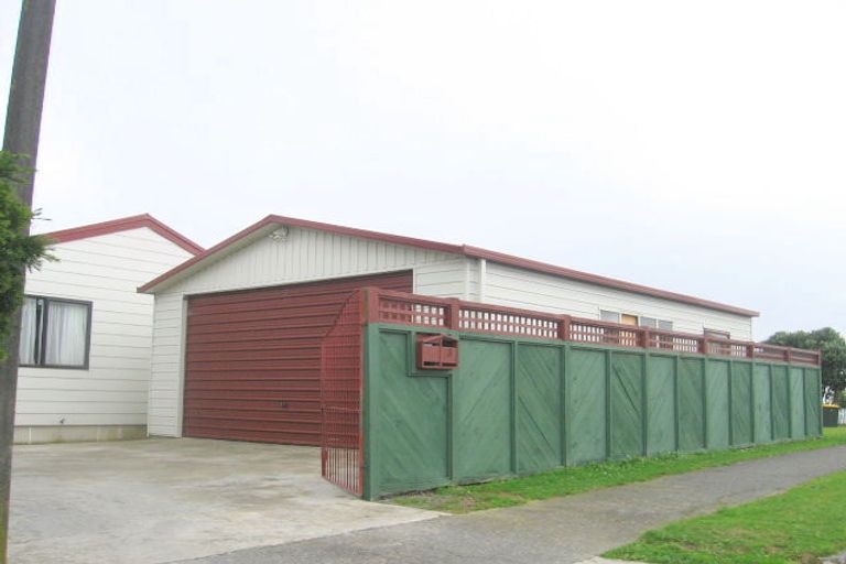 Photo of property in 3 Idaho Place, Ascot Park, Porirua, 5024