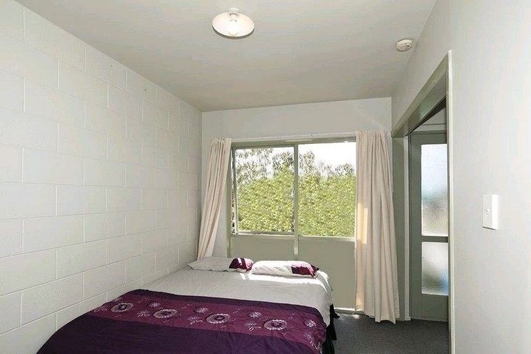 Photo of property in 10/24 London Street, Richmond, Christchurch, 8013