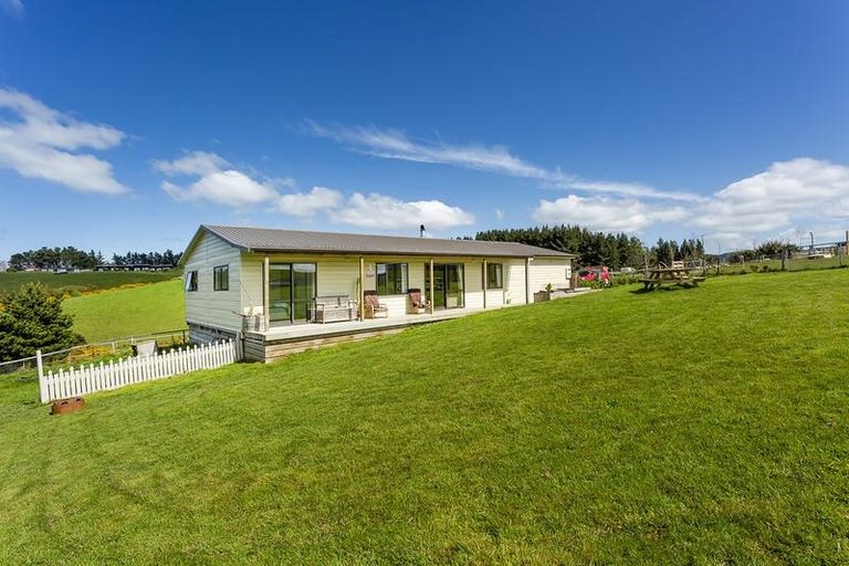 Photo of property in 163 Akatore Road, Taieri Beach, Brighton, 9091
