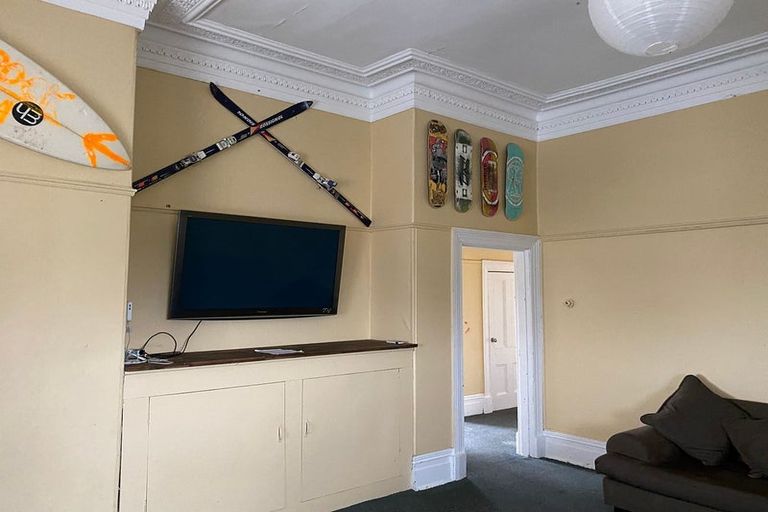 Photo of property in 25 Queen Street, North Dunedin, Dunedin, 9016